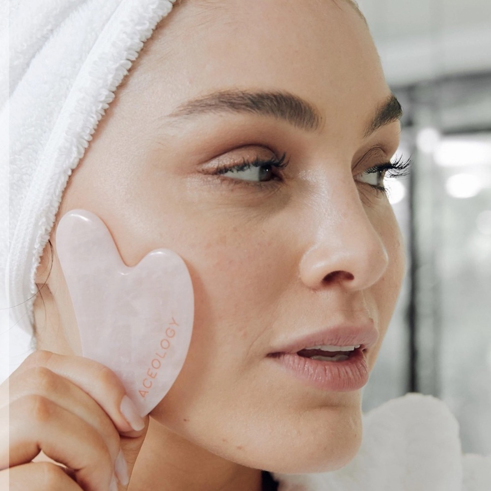 🌹ACEOLOGY ROSE QUARTZ GUA SHA FACIAL MASSAGER